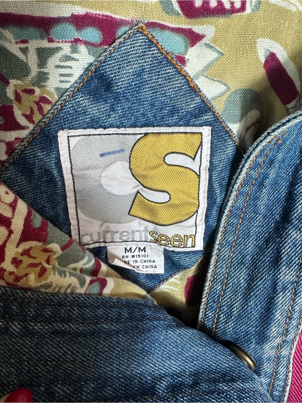 Vintage 90s Denim Jacket with Multicolor Accents - Picture 6 of 10